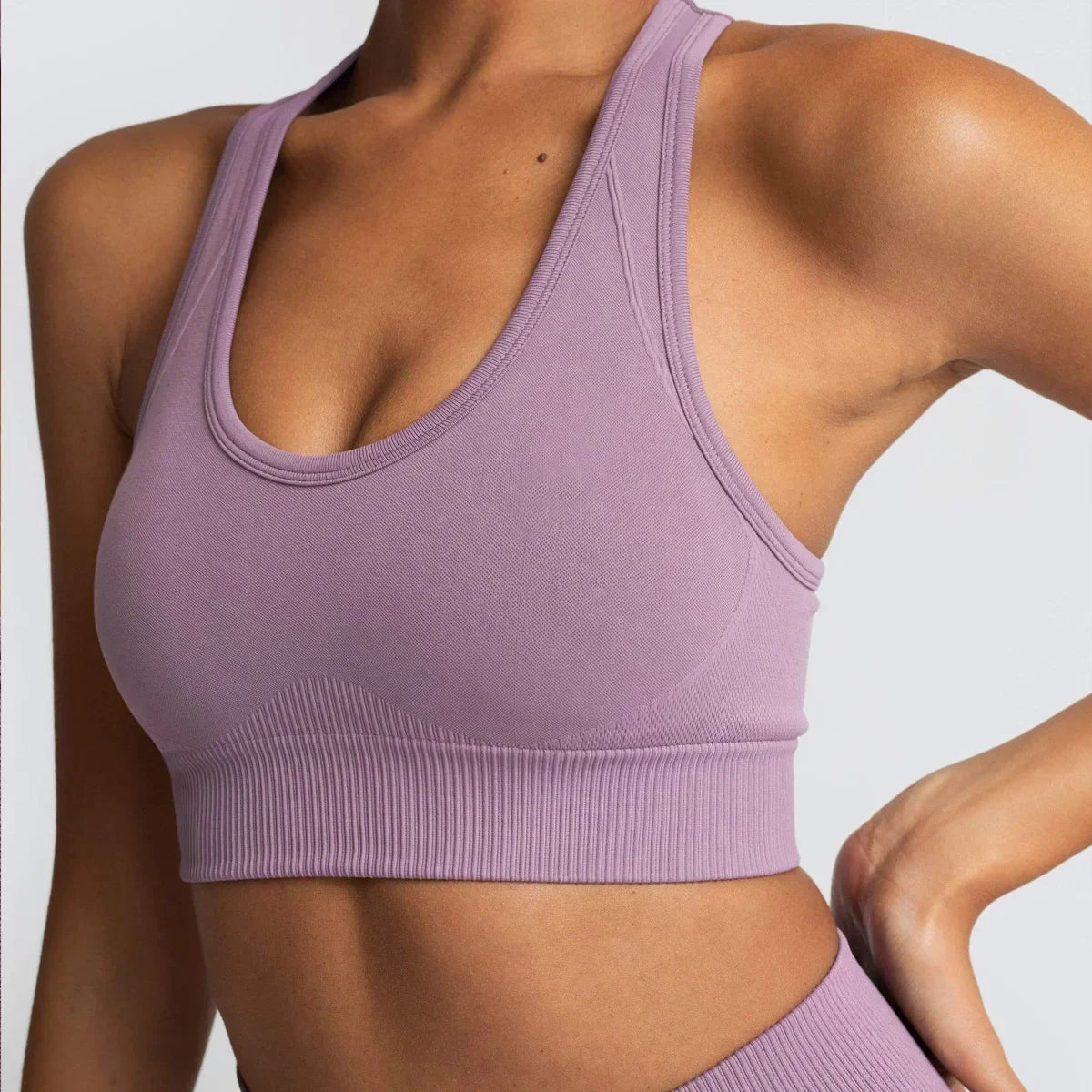 Seamless Gym Yoga Sports Bra and Leggings Running Athletic Workout Clothes Set for Women Wholesale