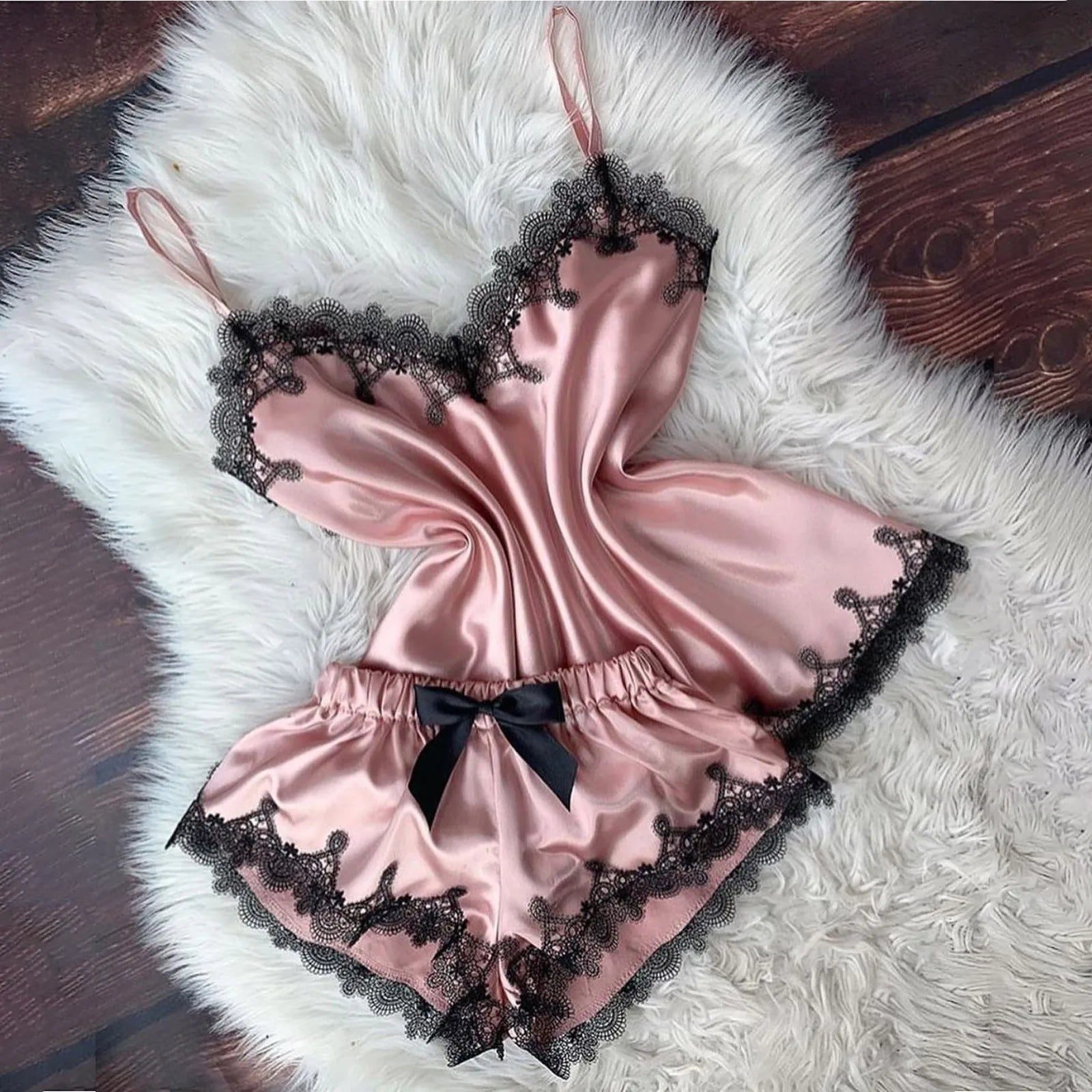 Sexy Lingerie Women Sleep Wear Camisole Bow Shorts V-Neck Tops Velvet Pajamas Sleepwear пижама женская Hot