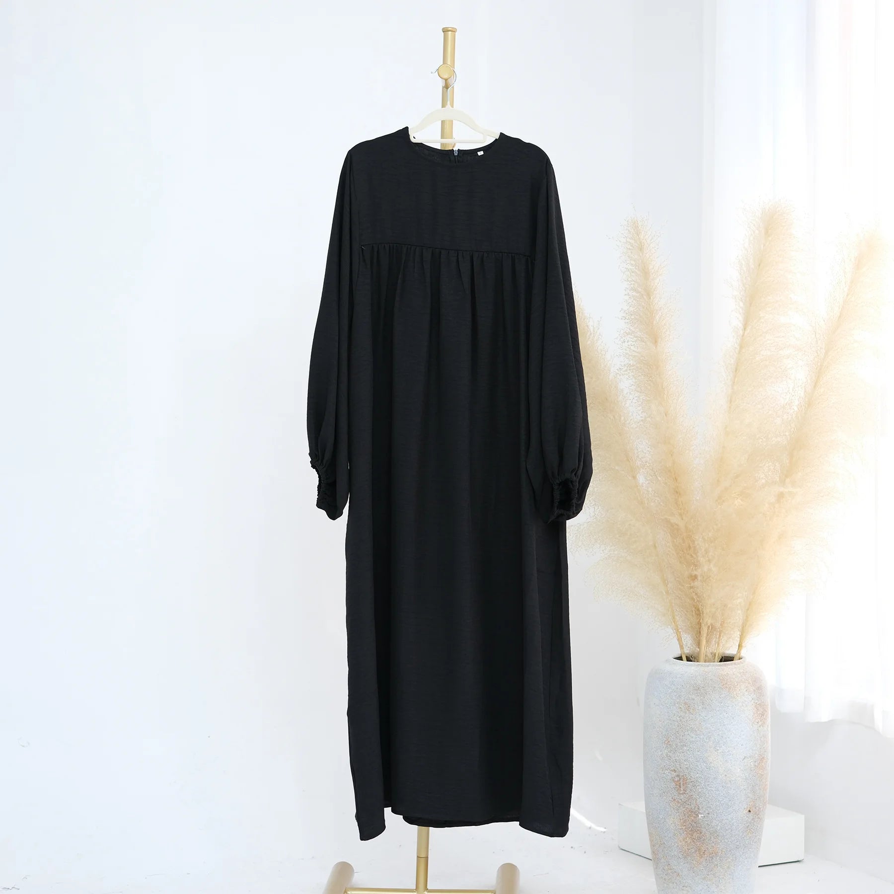 Modest Nursing Clothes for Muslim Women 2025 Elegant Arabic Muslim Dress Eid Dubai Plain Nursing Abaya Fashion Turkey Solid Robe