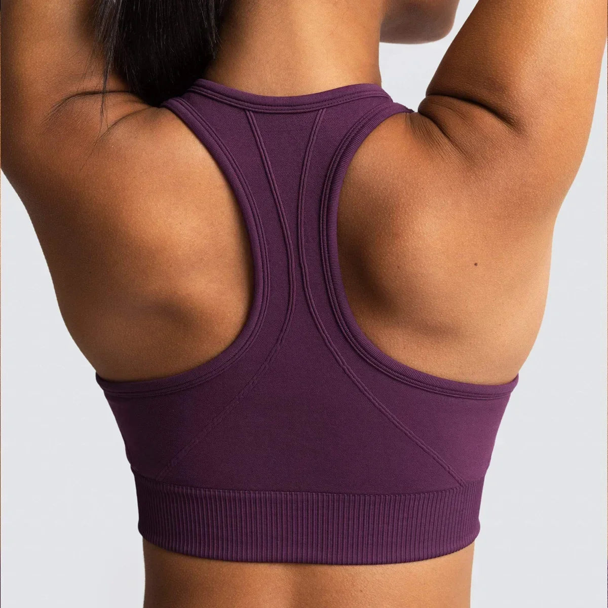 Seamless Gym Yoga Sports Bra and Leggings Running Athletic Workout Clothes Set for Women Wholesale