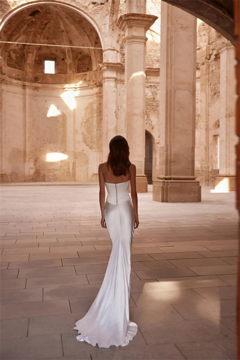 Simple Ivory Satin Mermaid Wedding Dresses lady Customized Strapless Bridal Dress with Train Long Sleeveless Vestido Bride Gown