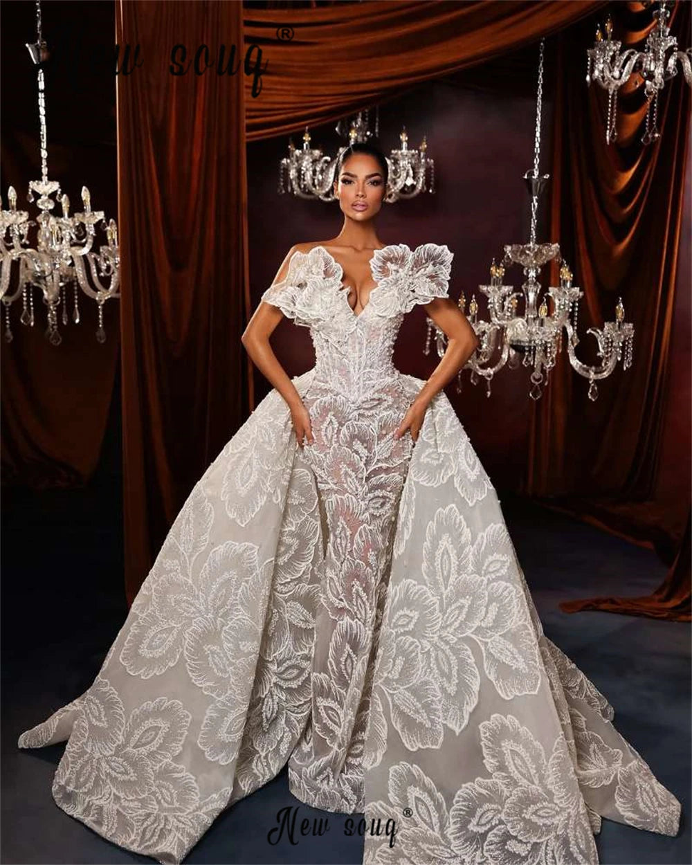 Gorgeous  White Lace Wedding Dress With Detachable Overskirt Sweetheart Neck Sleeveless Bridal Gown Robe De Mariée Customized